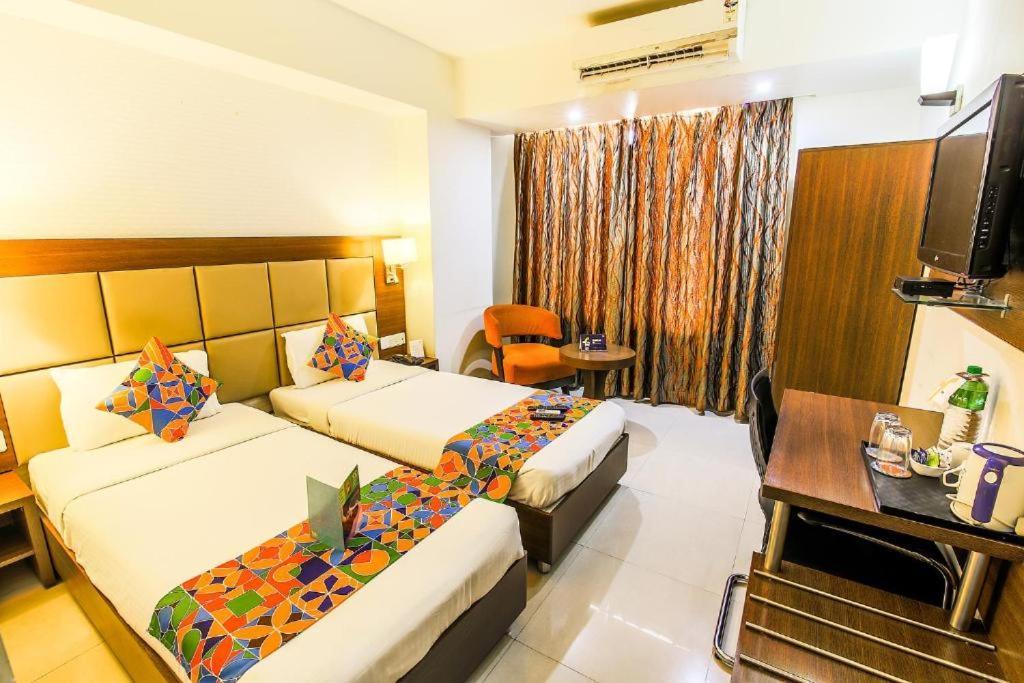 Hotel Shri Ram New Delhi Exterior photo