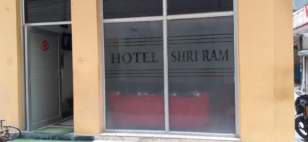 Hotel Shri Ram New Delhi Exterior photo
